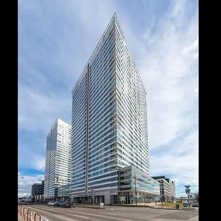 3 Apartment, Terrace, New Building, Old Daire Bratislava